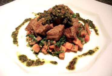 Isacas de filé ao pesto de amêndoas