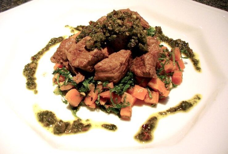 Isacas de filé ao pesto de amêndoas