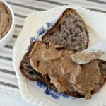 Pasta de sementes de girassol, nozes e funghi